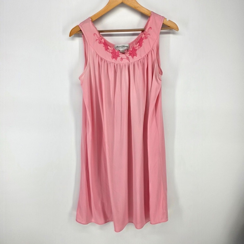 Miss Elaine Nightgown Womens Medium Pink Floral Embroidered Sleeveless Sleepwear